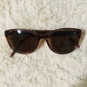 Givenchy Cat Eye Sunglasses VGV865